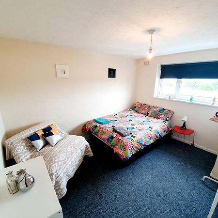 Rayleigh Town Centre 3 Bedroom Apartment 외부 사진