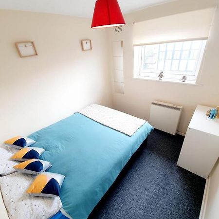 Rayleigh Town Centre 3 Bedroom Apartment 외부 사진