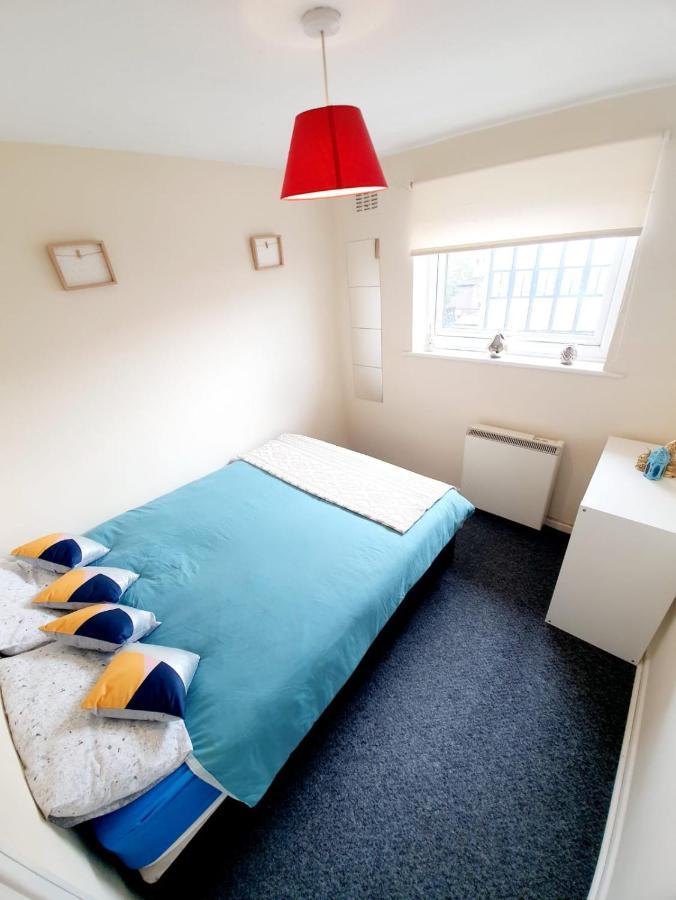 Rayleigh Town Centre 3 Bedroom Apartment 외부 사진
